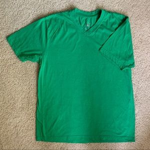 Beverly Hills Polo Club Men’s V-neck T-shirt